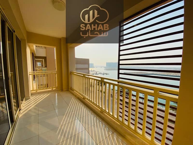 2 Wonderful apartment with direct sea view .
