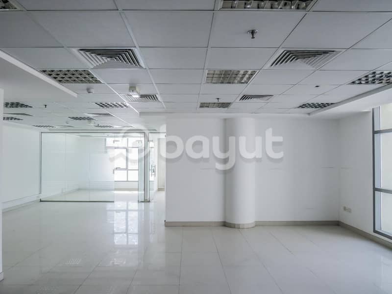 office with glasses partition  for rent