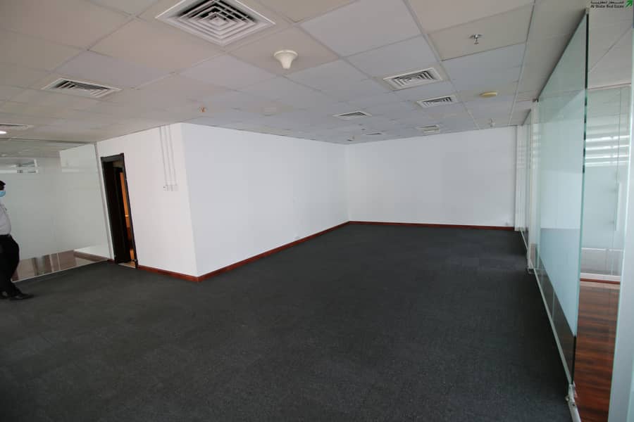 8 Spacious Fitted Office  (Near Metro Station) Maintenance Free