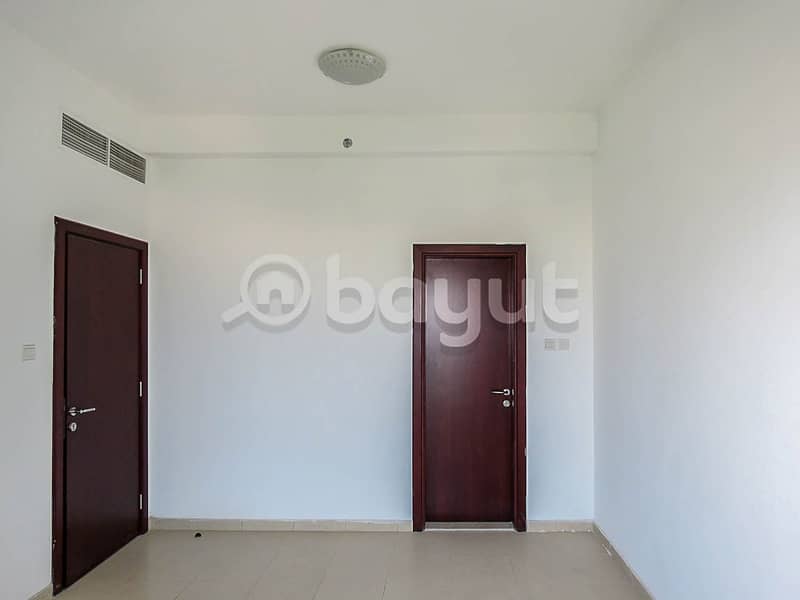 Furnished apartment for sale at a special price in City Towers