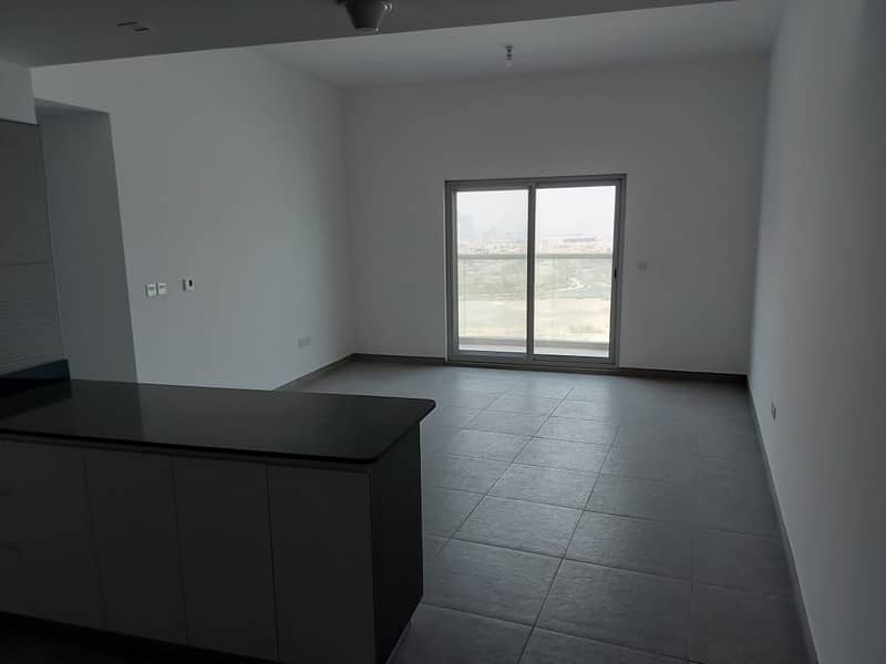 شقة في بيلا روز،مجمع دبي للعلوم 1 غرفة 39000 درهم - 5452720