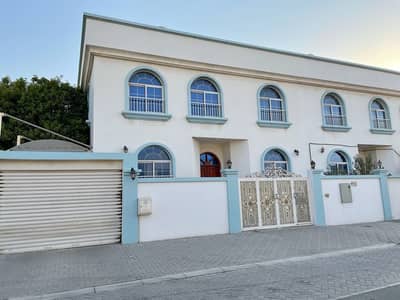 6 Bedroom Villa for Rent in Al Falaj, Sharjah - Six Bedroom Villa for Rent at Best Price