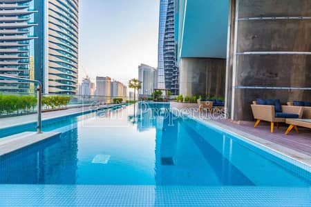 1 Bedroom Flat for Rent in Downtown Dubai, Dubai - Spacious Balcony | Fresh Views & Rejuvenating