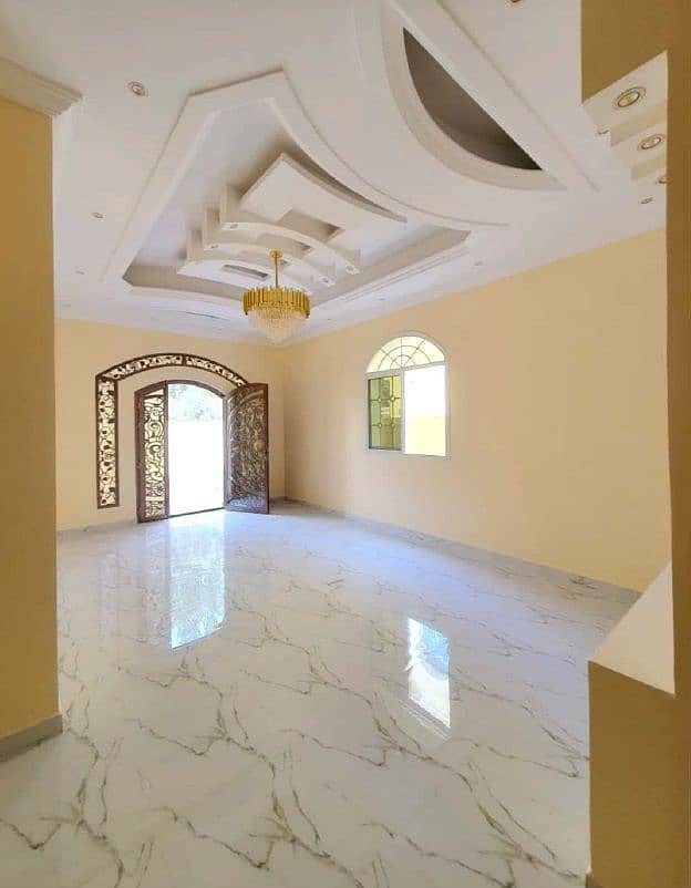 For rent a super Deluxe  villa in the Ajman, Al Mwaihat area (3)