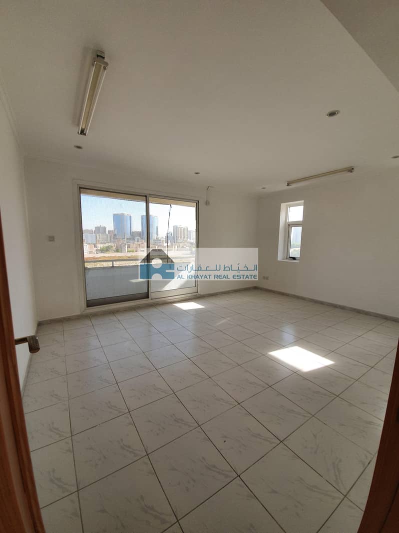 شقة في شقق الخياط،الحمریة،بر دبي 3 غرف 80000 درهم - 4830124