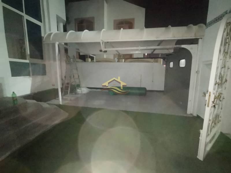15 Villa for rent in Mushrif