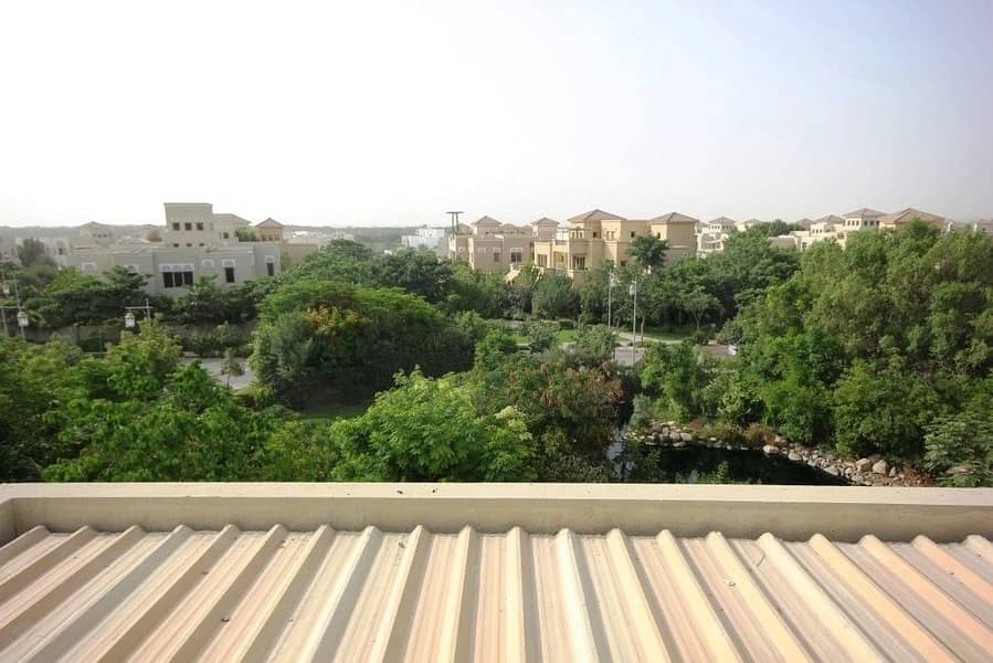 10 upgraded villa 7br with pool–Al Barari