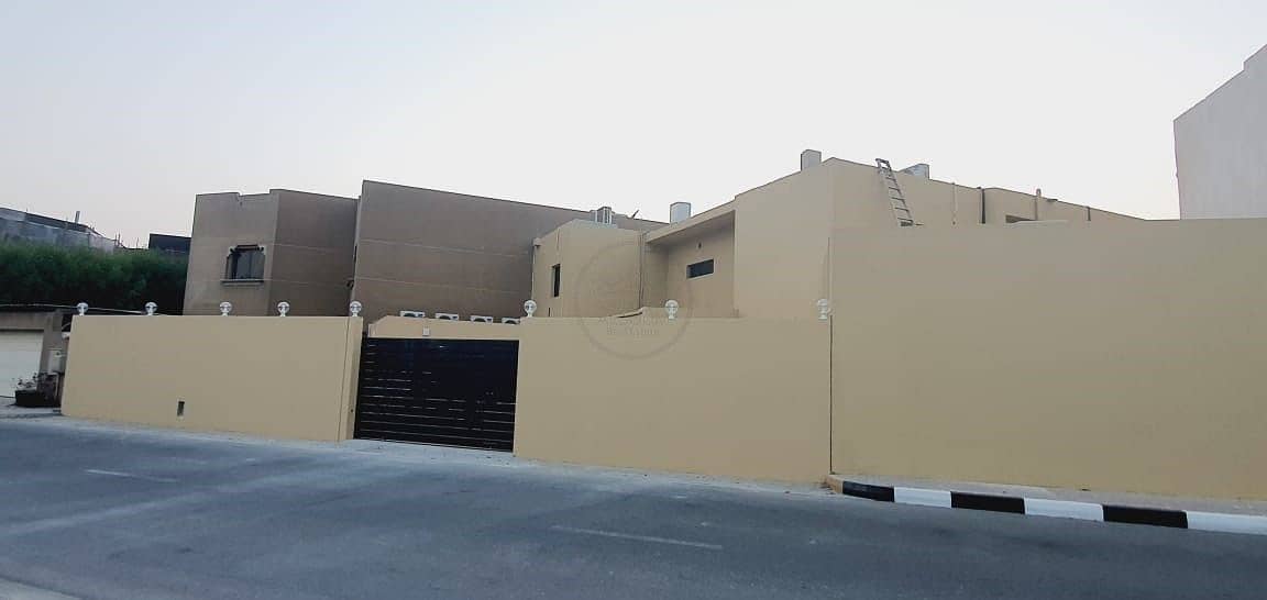 LUXURIOUS 4BHK VILLA | DIRECT ACCESS TO SHARJAH BEACH | MAID,DRIVER ROOM |