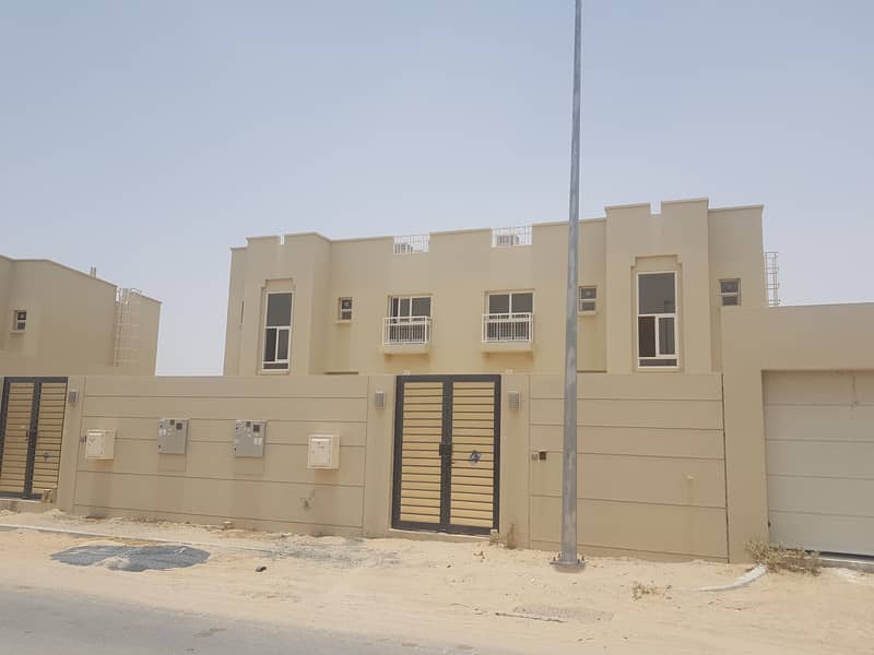 BRAND NEW 3 BHK, MAIDS ROOM,CENTRAL A. C PARKING , LIVING AREA IN AL BARASHI