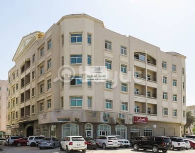 2 Bedroom Flat for Rent in Al Qulayaah, Sharjah - spacious 2br with two toilet in main area for rent