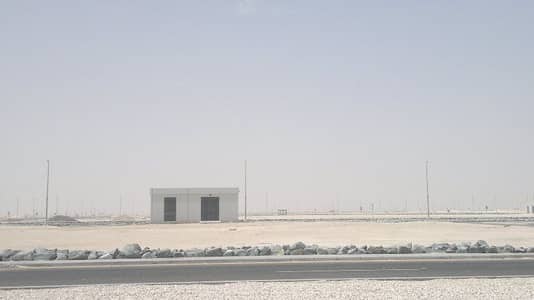Industrial Land for Rent in Al Dhafrah, Abu Dhabi - Serviced Land for rent in Al dhafrah industrial area Abu Dhabi