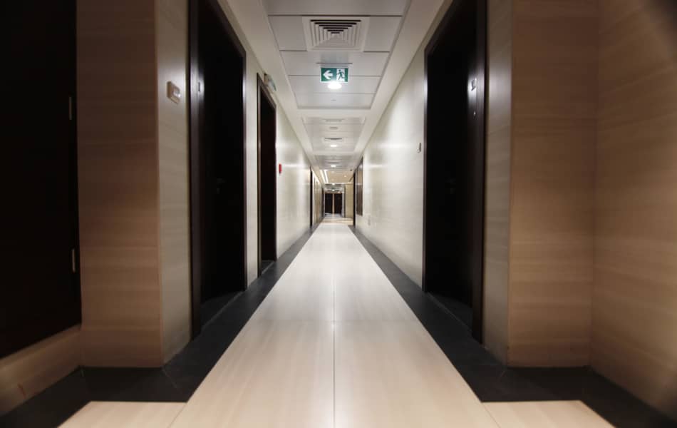 9 Corridor