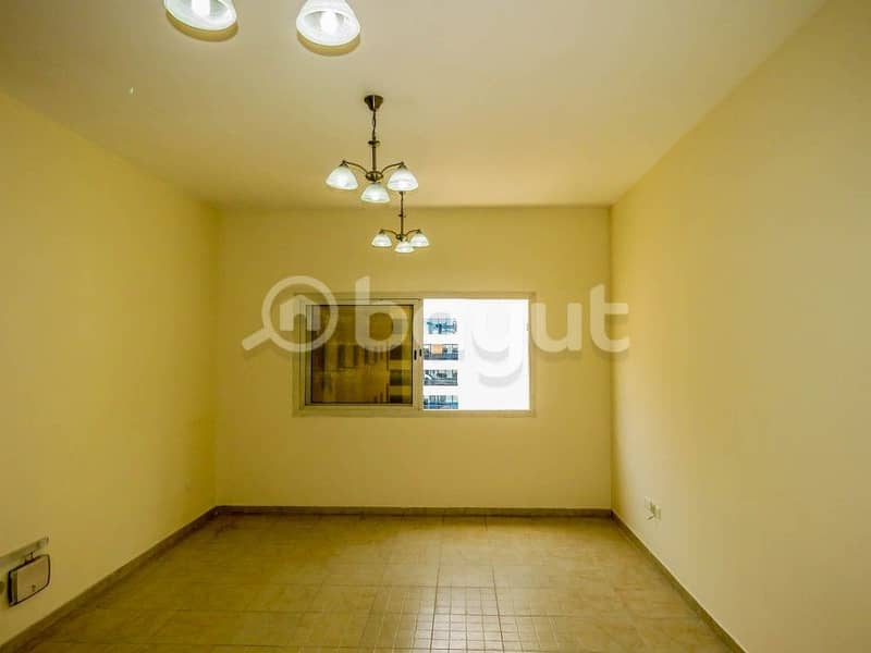 شقة في الرفاعة،بر دبي 1 غرفة 35000 درهم - 4161870