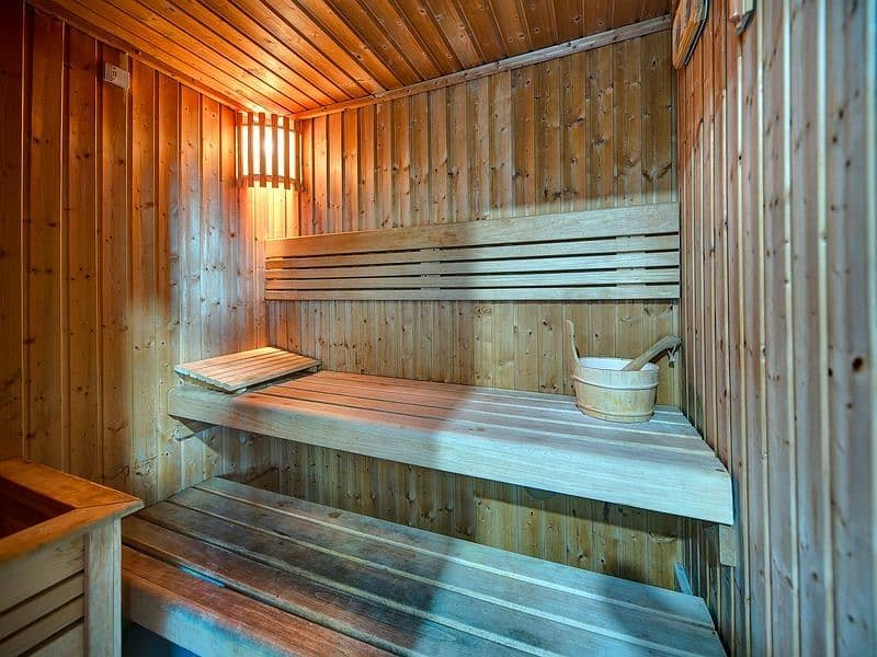 7 Sauna