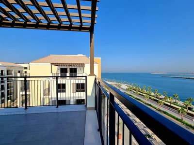 2 Bedroom Apartment for Sale in Jumeirah, Dubai - Apartment with a roof terrace and sea view