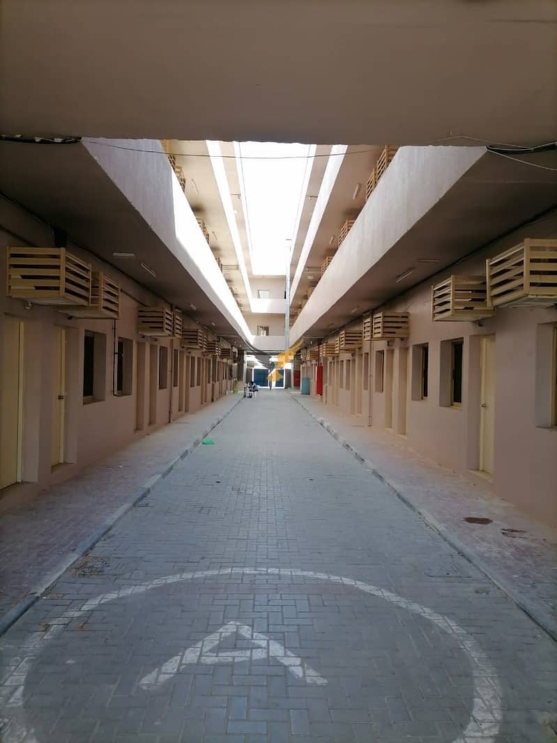 4 Rooms for Rent in Al Quoz at 2200 PM
