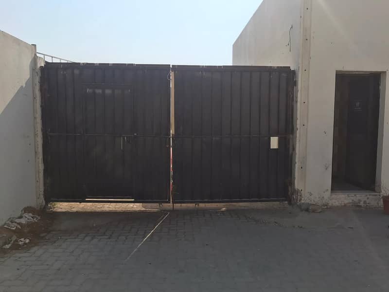 5,320 & 7,580 Sq/Ft Land with boundary wall and gate in Industrial Area : 11 - Sharjah