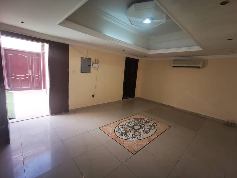 Квартира в Аль Мушриф, 32000 AED - 5373870