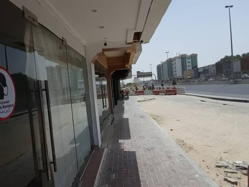 Spacious Shops Available for Rent in Industrial Area 7 Sharjah near Day to Day Backside of Safeer Market