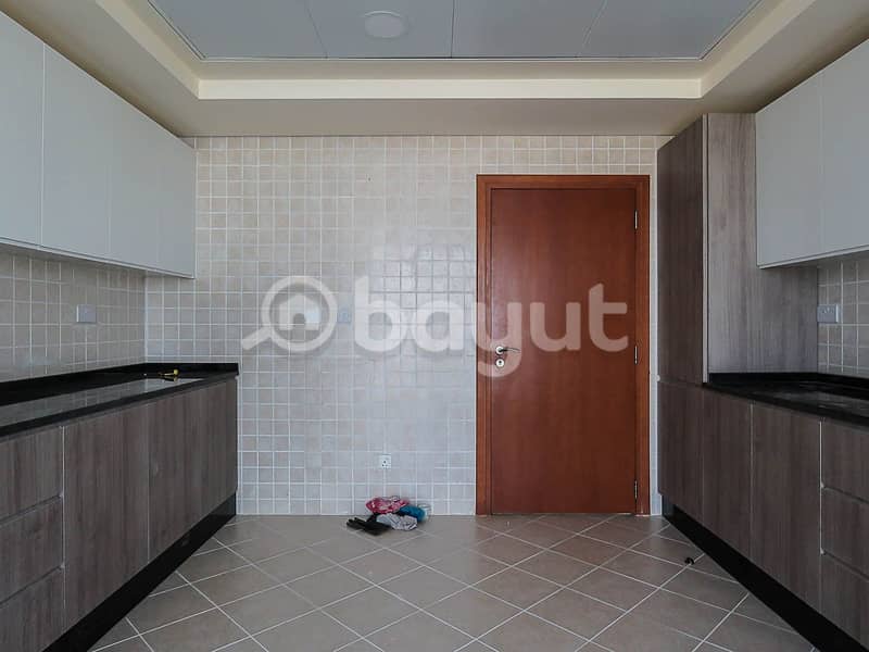 8 Spacious Apartment for Rent AED: 130