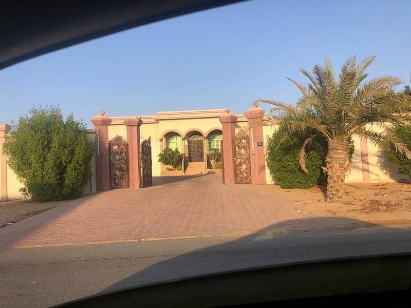 4 Villa for sale in Umm Al Quwain in Al Salamah area (excellent location)