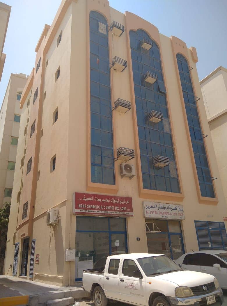 Investment Opportunity - Building for Sale in Vital area of  Bu Tina