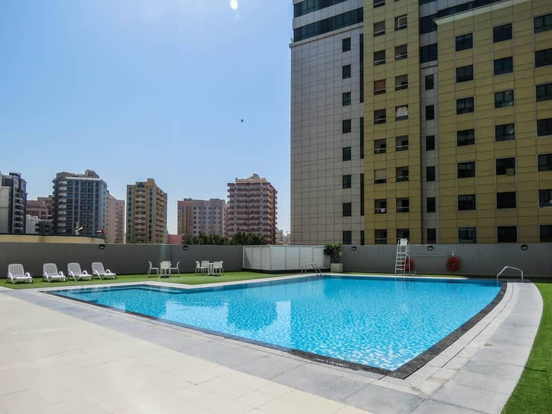 7 Al Gurg 212- Swimming Pool 1