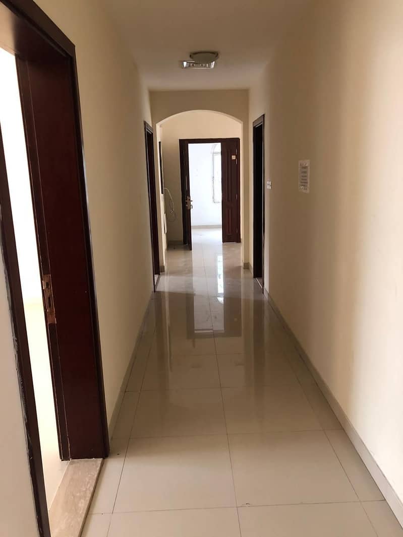 4 000 yearly  Direct From Landlord 3BHK Plus Hall Villa