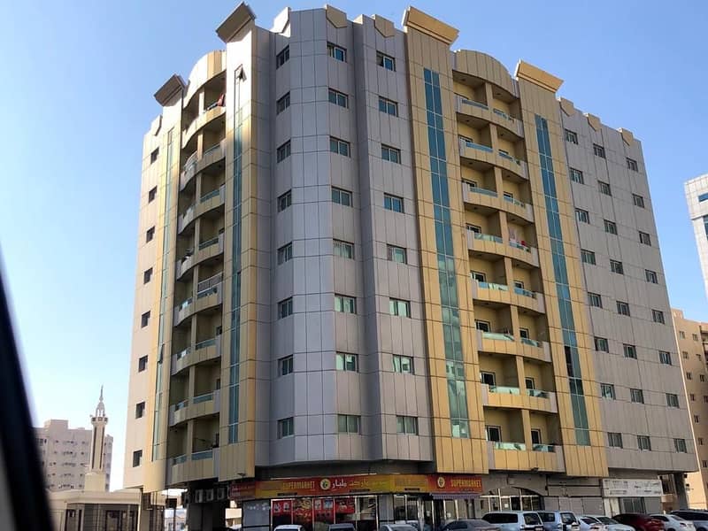 Spacious 2 bedroom apartment with balcony and 1 month free