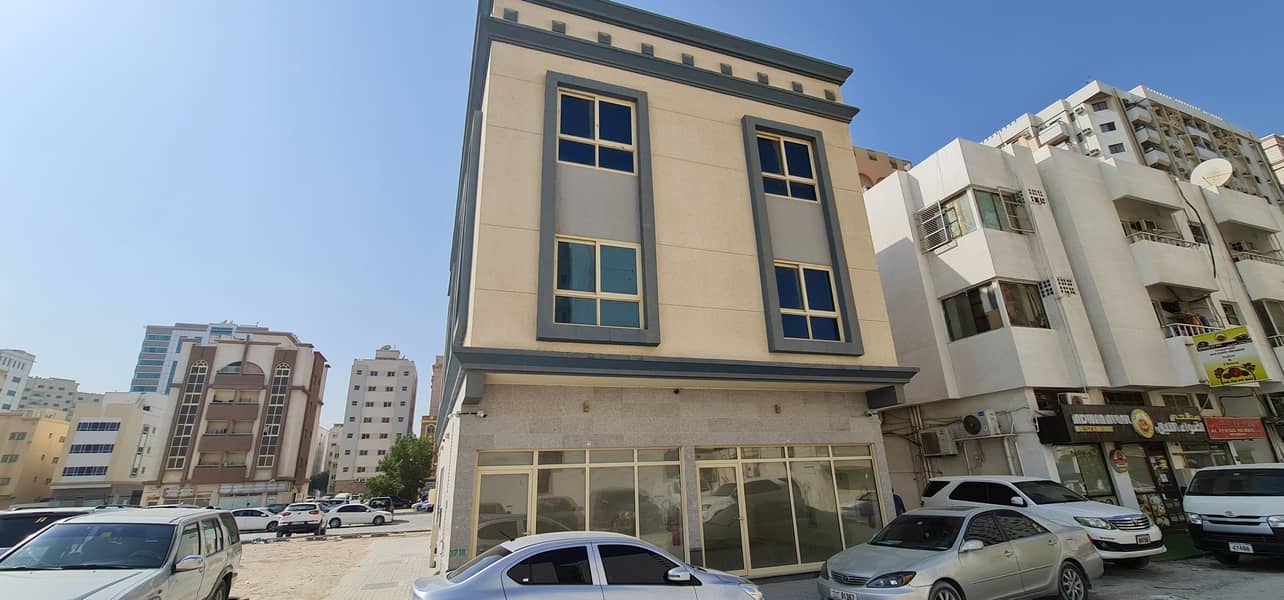 Building G+2  for sale in Sharjah Al Musalla