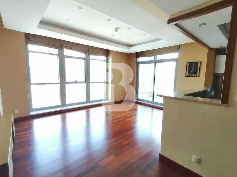 6 Bright / upgraded 1 bedroom with boulevard view