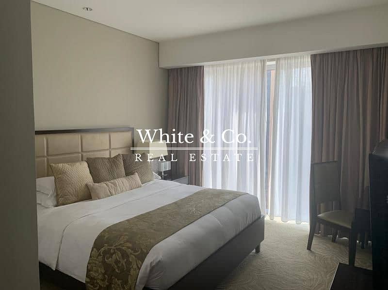 位于迪拜码头，迪拜谦恭海滨酒店（购物中心酒店） 1 卧室的公寓 190000 AED - 5513247