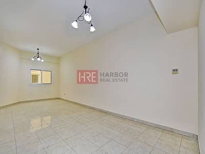 2 Bedroom Apartment for Rent in Bur Dubai, Dubai - Ideal For Family | 5% Off 1 Cheque | With Balcony