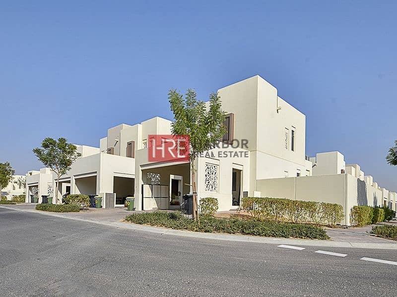 Spacious 3-Bed | Single Row | Close to the Park Spacious 3-Bed | Single Row | Close to the Park