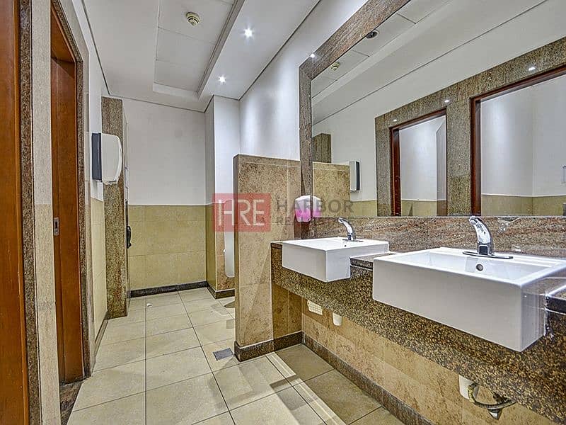 6 Water Free | Prime Location | Fitted Space