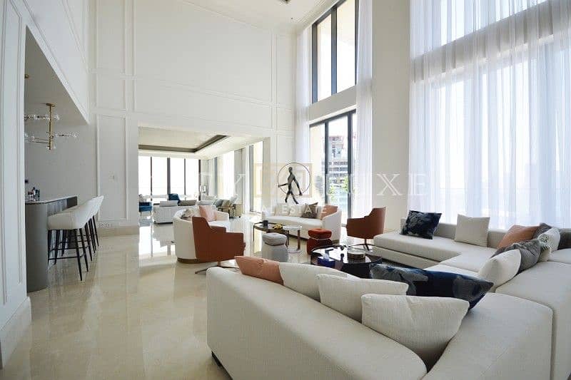 18 SPACIOUS  DUPLEX PENTHOUSE