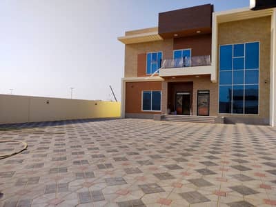 5 Bedroom Villa for Rent in Nad Al Sheba, Dubai - Brand New Modern Style 5 Bed Room Maid double story Independent villa Rent 350k 2,cheques