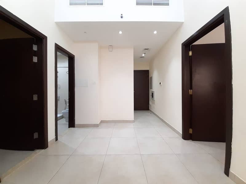 1bhk Flat | 2 Full Toilets | Closed Kitchen | 12 Cheques | Aed 40,000 ONLY