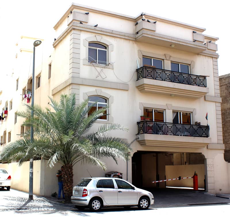 شقة في شارع خالد بن الوليد،بر دبي 2 غرف 60000 درهم - 4865516
