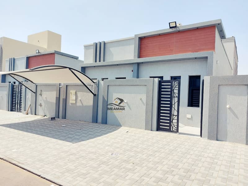 Without registration fees, you own a ground floor villa in Al Zahia area, super deluxe finishing, at a great price and location