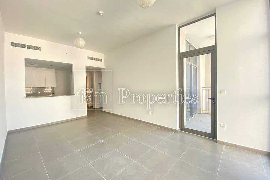 10 Middle Floor | Road View | Well Maintained