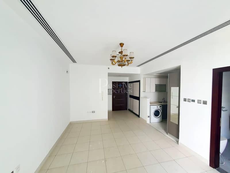 Spacious 1 BR | VOT | High Floor Spacious 1 BR | VOT | High Floor