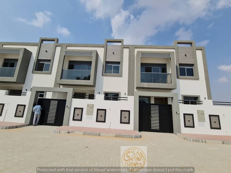 Villa for sale in a very special location, super dulux finishing, free registration fees for the owner, free ownership for all nationalities, close t