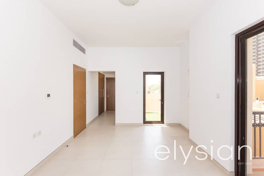 15 5 Bed + Maids | Roof Terrace | Available Now