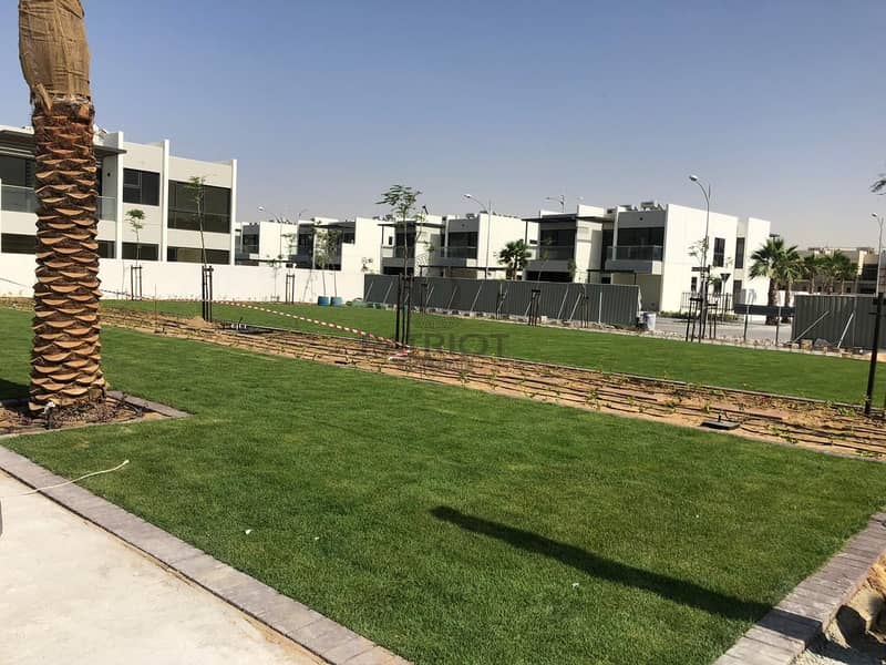 -OWN A 4BR+MAIDS VILLA IN SILVER SPRINGS 3,IN DAMAC HILLS