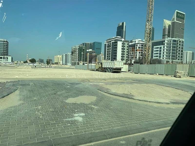 2 Plots G+8 Behind Crown Plaza Sheikh Zayed Road