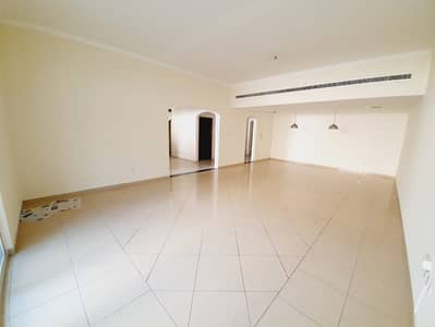 4 Bedroom Villa for Rent in Al Rashidiya, Dubai - **DEAL**MASSIVE 4 BR-PVT ENTRANCE-PVT-GARDEN-GYM-1 ROOM DOWN-MAID VILLA IN RASHIDIYA FOR JUST