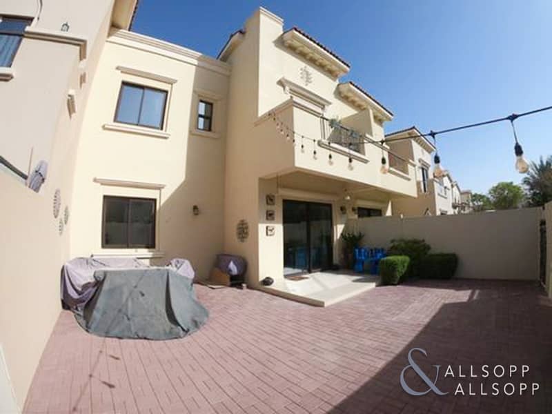 13 2M | Vacant on Transfer | Upgraded | 3 Beds