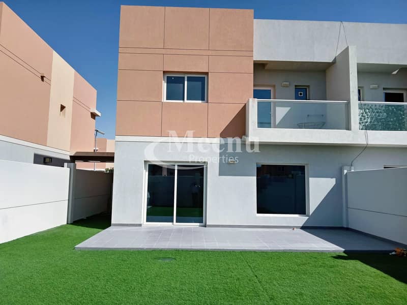 Ready to Move vacant Huge and Mind-blowing 3 Bedroom Villa with Flexible  Payments