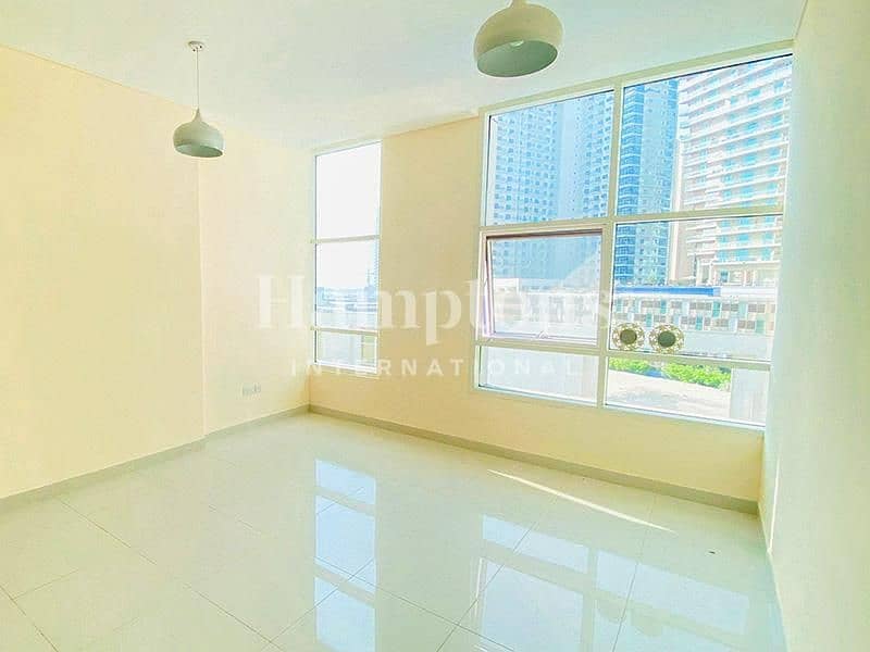 Pool View | Huge 1BHK | Ready To Move in